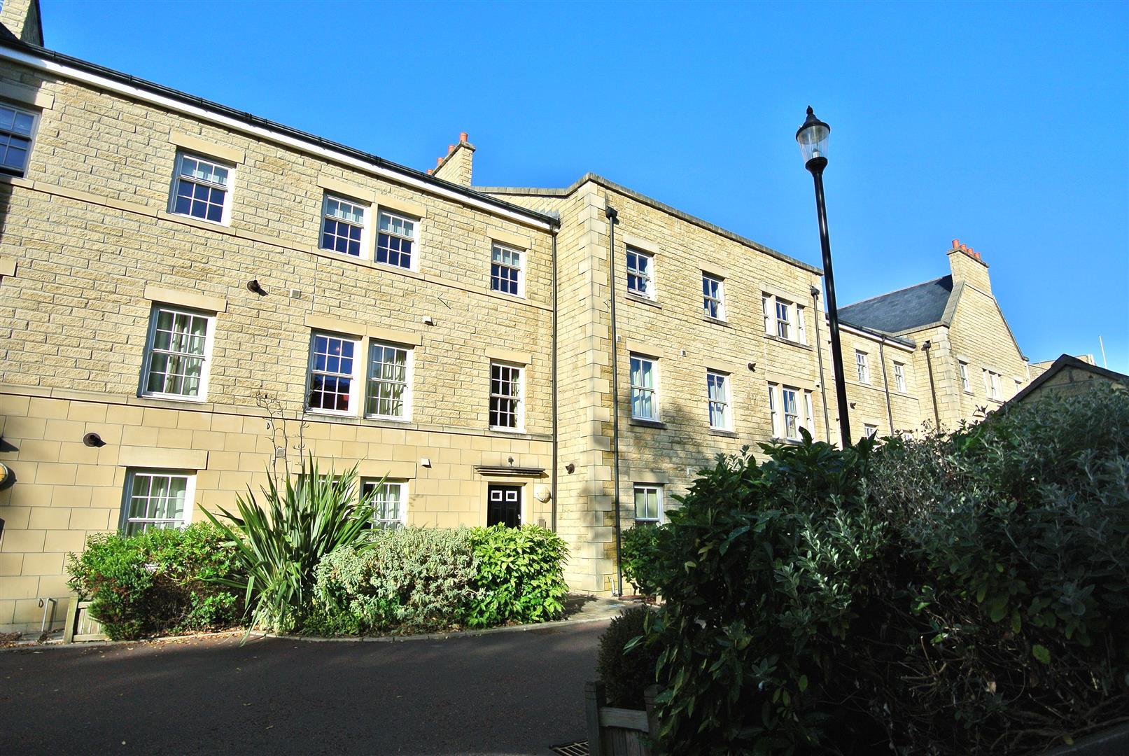 Harrier Court, Lancaster. Expect a monthly rent of £500 cpm
